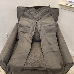 Kuhl Resistor Lite Chino pants size 32x30 gray straight leg hiking outdoor pants